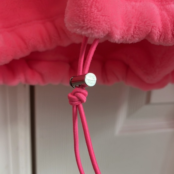 Sommer Ray Faux Fur Cinched Hem Cropped Hoodie Neon Pink Size Small - Picture 3 of 4